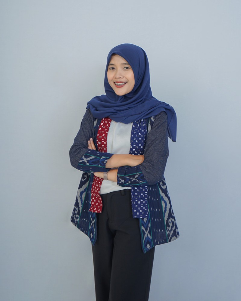 Almira Puji Utami